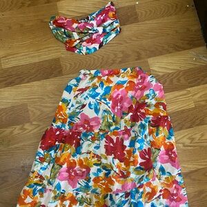 Crop top flower top with the matching long skirts 30 size medium